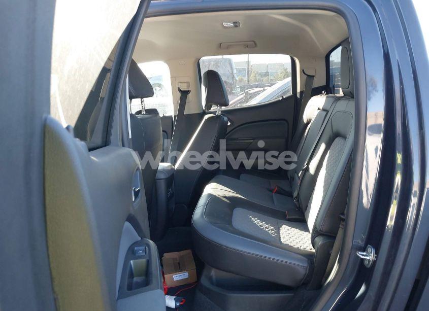 Photo 8 of 2018 Chevrolet Colorado Z71 (VIN 1GCGTDEN6J1283128)