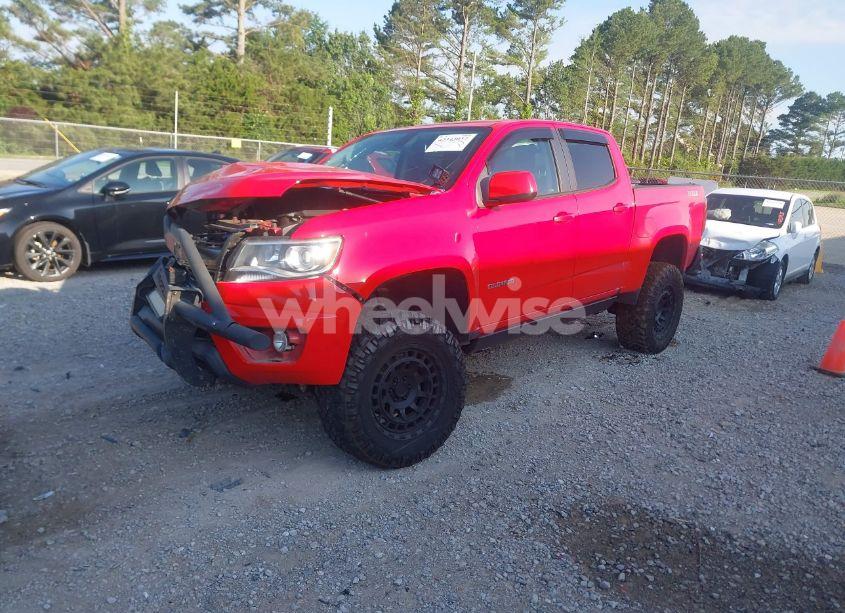 Photo 2 of 2020 Chevrolet Colorado 4WD SHORT BOX Z71 (VIN 1GCGTDEN6L1215253)