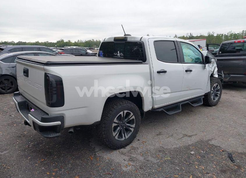 Photo 4 of 2022 Chevrolet Colorado 4WD SHORT BOX Z71 (VIN 1GCGTDEN7N1332410)