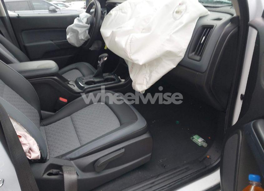 Photo 5 of 2022 Chevrolet Colorado 4WD SHORT BOX Z71 (VIN 1GCGTDEN7N1332410)