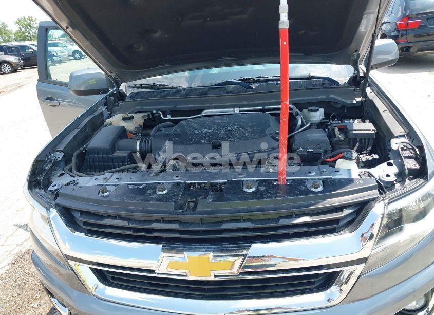 Photo 10 of 2018 Chevrolet Colorado Z71 (VIN 1GCGTDENXJ1247717)
