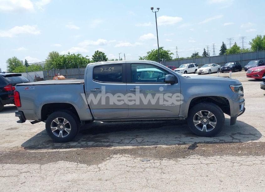 Photo 13 of 2018 Chevrolet Colorado Z71 (VIN 1GCGTDENXJ1247717)