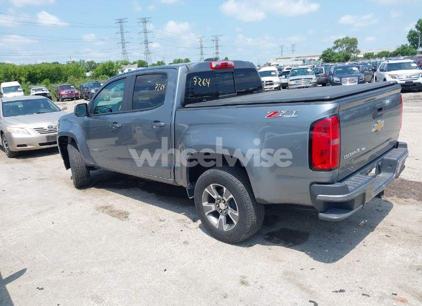 Photo 3 of 2018 Chevrolet Colorado Z71 (VIN 1GCGTDENXJ1247717)