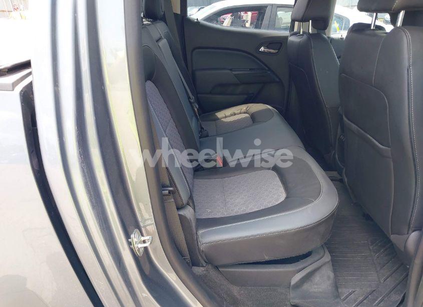 Photo 8 of 2018 Chevrolet Colorado Z71 (VIN 1GCGTDENXJ1247717)