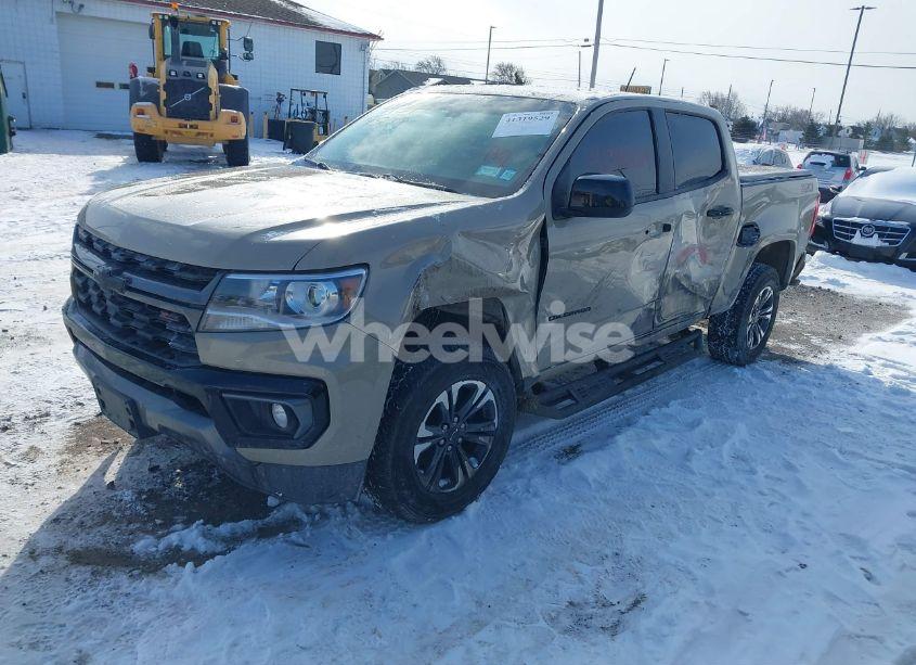 Photo 2 of 2022 Chevrolet Colorado 4WD SHORT BOX Z71 (VIN 1GCGTDENXN1329193)