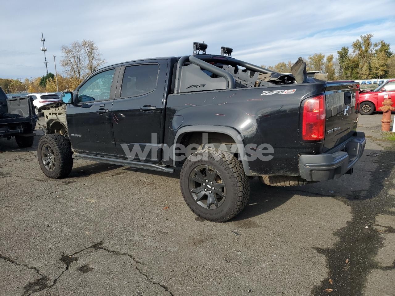 Photo 2 of 2018 CHEVROLET COLORADO ZR2 N/A (VIN 1GCGTEEN3J1323610)