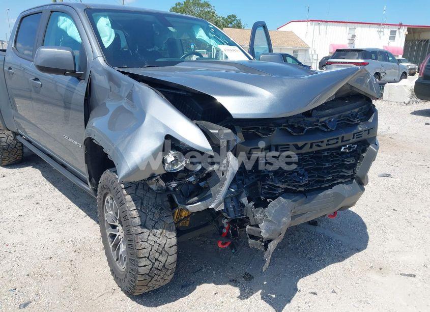 Photo 6 of 2022 Chevrolet Colorado 4WD SHORT BOX ZR2 (VIN 1GCGTEEN7N1224682)