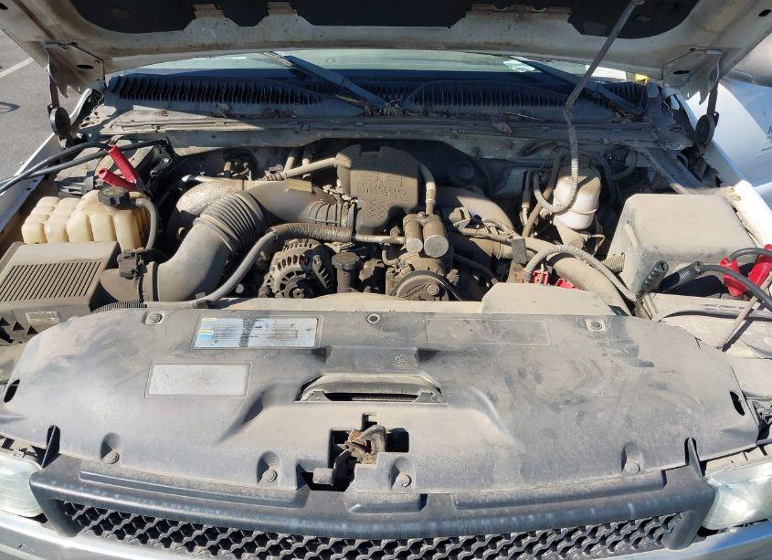 Photo 10 of 2002 Chevrolet Silverado 2500HD (VIN 1GCHC23102F223004)