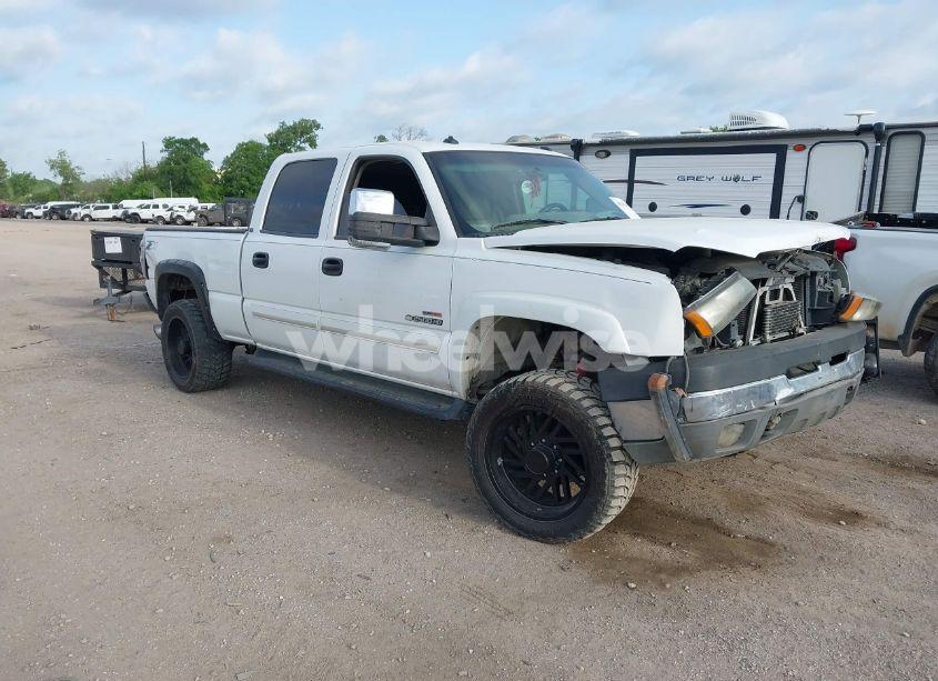 2003 Chevrolet Silverado 2500HD LT (VIN 1GCHC23103F170516) main photo