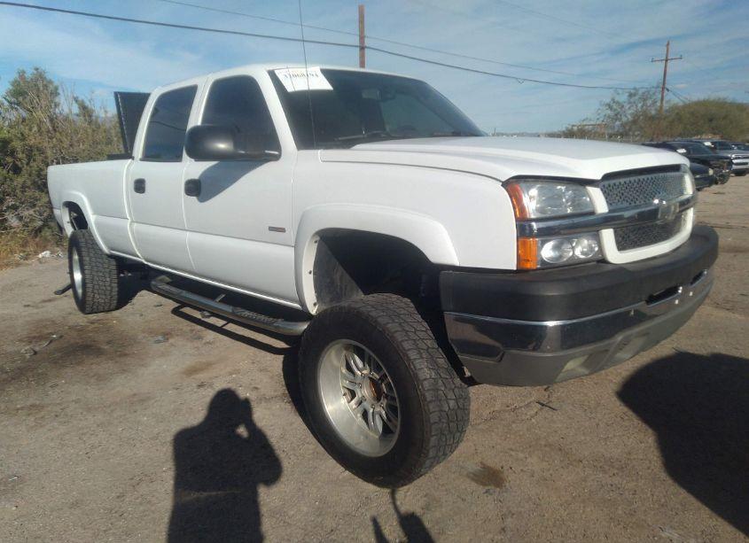 2004 Chevrolet Silverado 2500HD LS (VIN 1GCHC23174F100125) main photo
