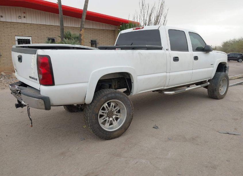 Photo 4 of 2004 Chevrolet Silverado 2500HD LS (VIN 1GCHC23174F100125)