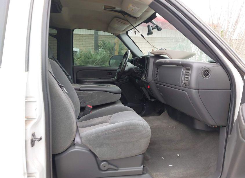 Photo 5 of 2004 Chevrolet Silverado 2500HD LS (VIN 1GCHC23174F100125)