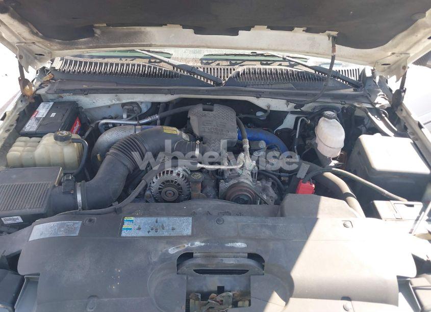 Photo 10 of 2003 Chevrolet Silverado 2500HD LT (VIN 1GCHC231X3F178039)