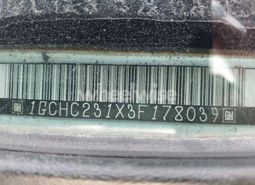 Photo 9 of 2003 Chevrolet Silverado 2500HD LT (VIN 1GCHC231X3F178039)