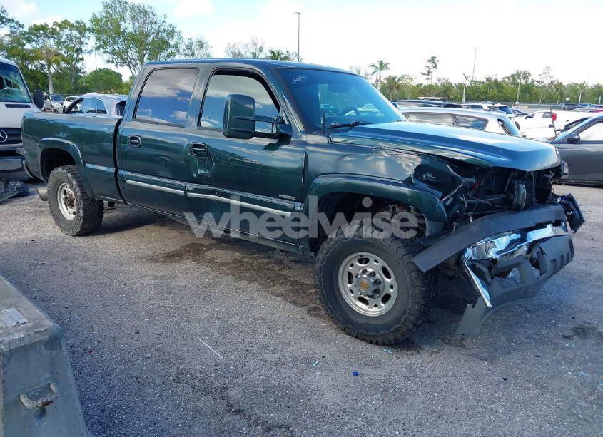 2005 Chevrolet Silverado 2500HD LS (VIN 1GCHC23215F968633) main photo