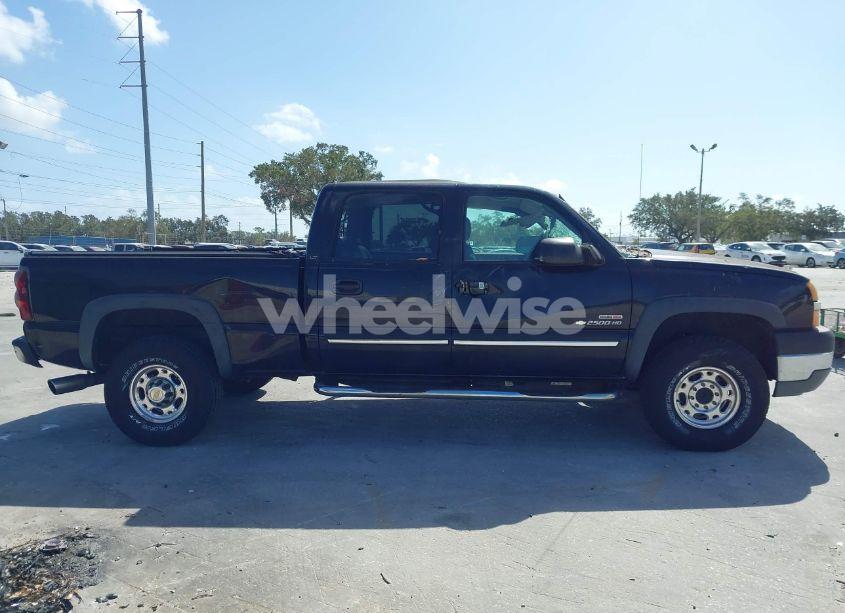 Photo 13 of 2004 Chevrolet Silverado 2500HD LT (VIN 1GCHC23234F257613)