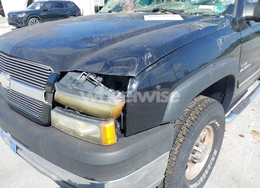 Photo 20 of 2004 Chevrolet Silverado 2500HD LT (VIN 1GCHC23234F257613)