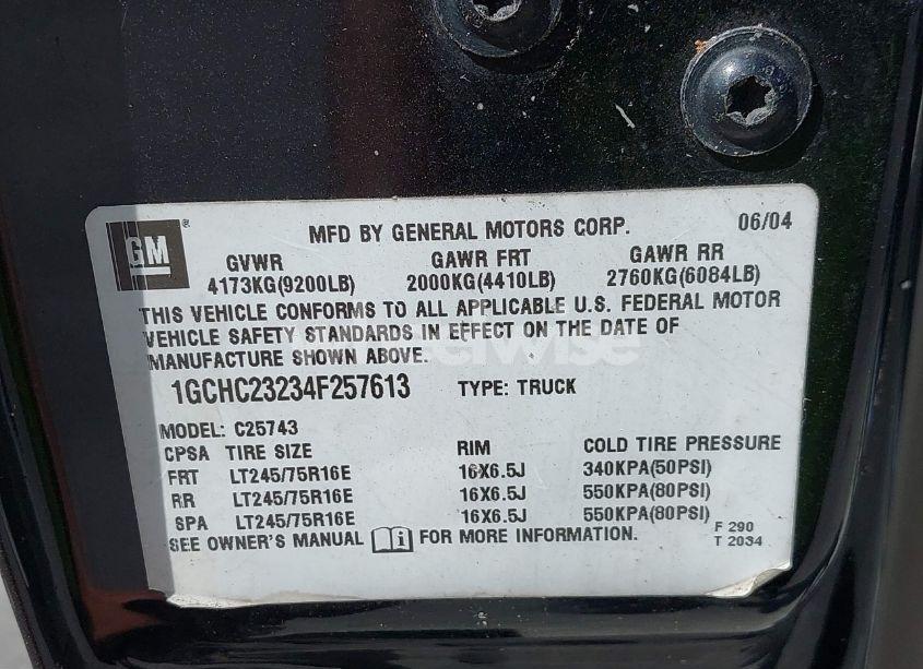 Photo 9 of 2004 Chevrolet Silverado 2500HD LT (VIN 1GCHC23234F257613)