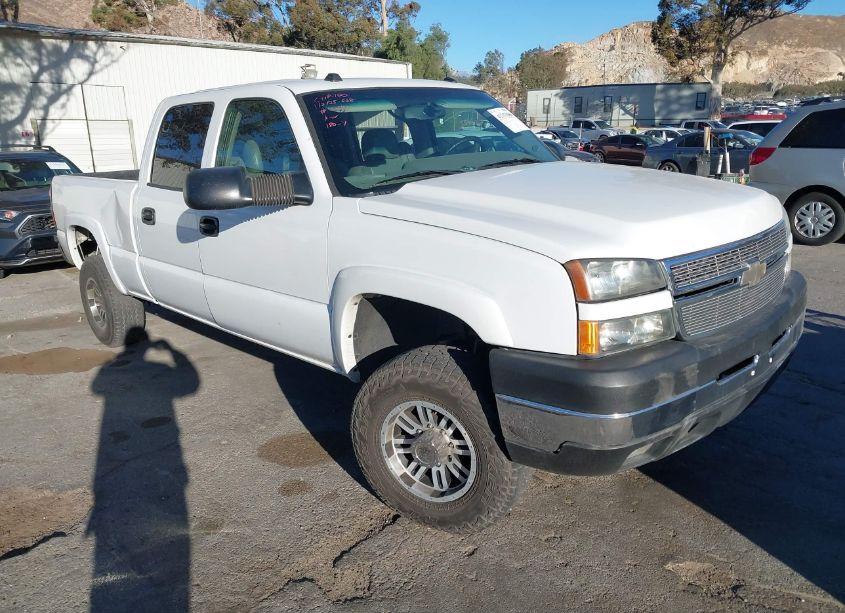 2005 Chevrolet Silverado 2500HD LT (VIN 1GCHC23245F894494) main photo