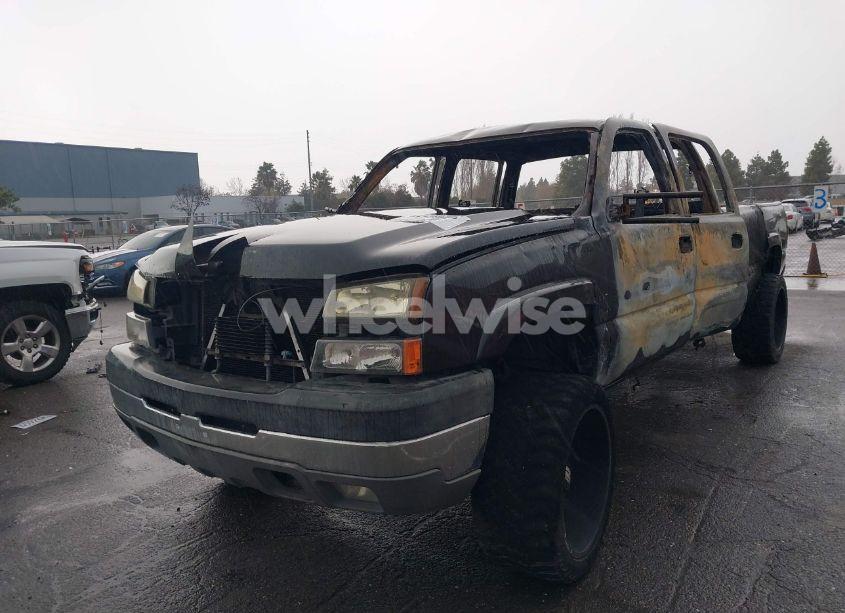 Photo 2 of 2005 Chevrolet Silverado 2500HD LS (VIN 1GCHC23265F821496)