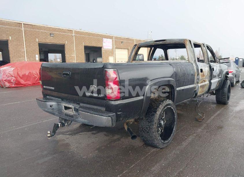 Photo 4 of 2005 Chevrolet Silverado 2500HD LS (VIN 1GCHC23265F821496)
