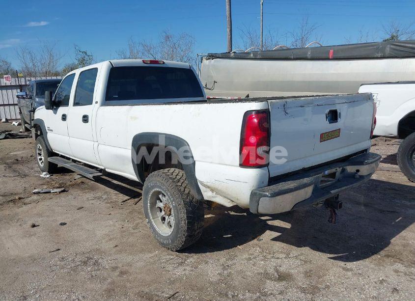 Photo 3 of 2005 Chevrolet Silverado 2500HD WORK TRUCK (VIN 1GCHC23275F924586)