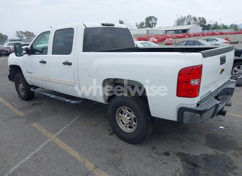 Photo 3 of 2007 Chevrolet Silverado 2500HD LT2 (VIN 1GCHC23607F520597)