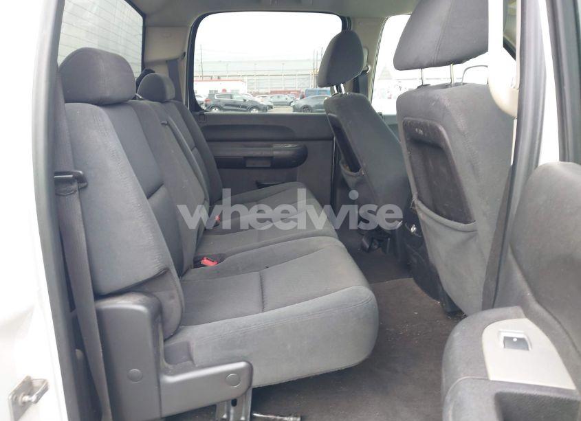 Photo 8 of 2007 Chevrolet Silverado 2500HD LT2 (VIN 1GCHC23607F520597)