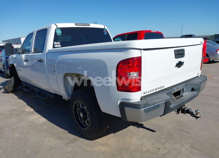 Photo 3 of 2008 Chevrolet Silverado 2500HD LT2 (VIN 1GCHC23608F224058)