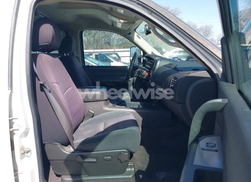 Photo 5 of 2008 Chevrolet Silverado 2500HD LT2 (VIN 1GCHC23608F224058)