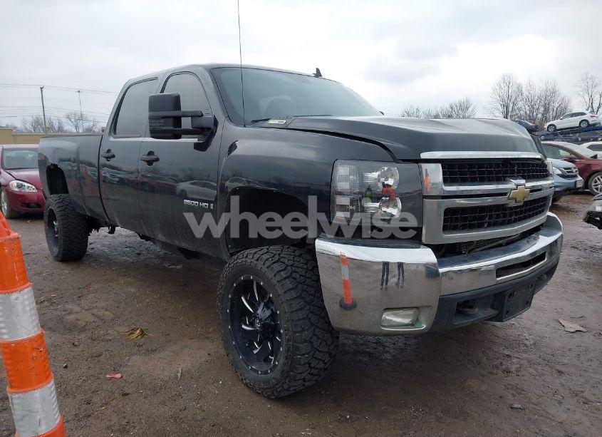 2008 Chevrolet Silverado 2500HD LT2 (VIN 1GCHC23628F201140) main photo