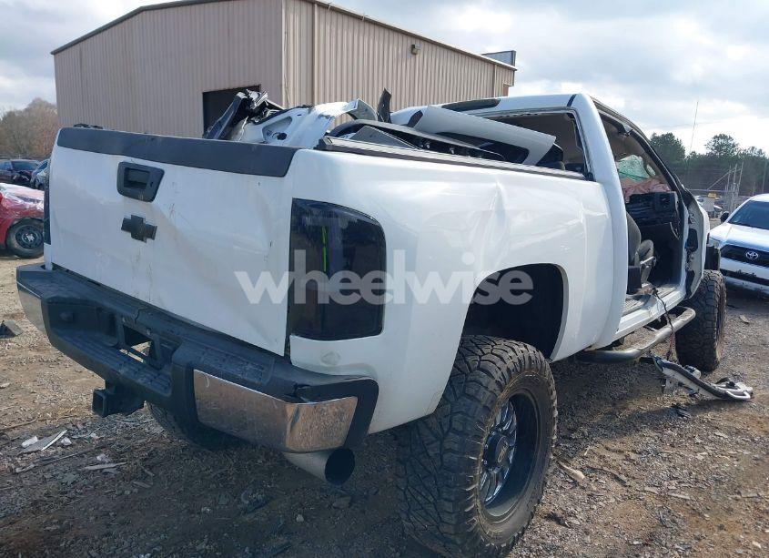 Photo 4 of 2008 Chevrolet Silverado 2500HD LT2 (VIN 1GCHC23668F225232)