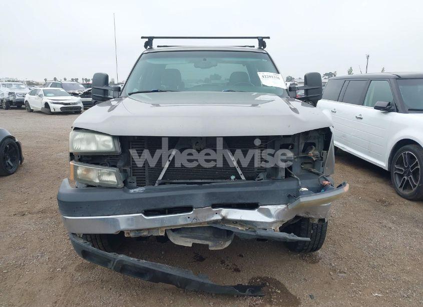 Photo 13 of 2006 Chevrolet Silverado 2500HD LT1 (VIN 1GCHC23D36F196008)