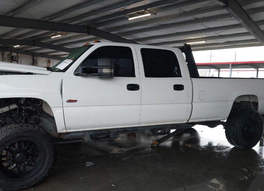 Photo 13 of 2006 Chevrolet Silverado 2500HD WORK TRUCK (VIN 1GCHC23D86F239161)