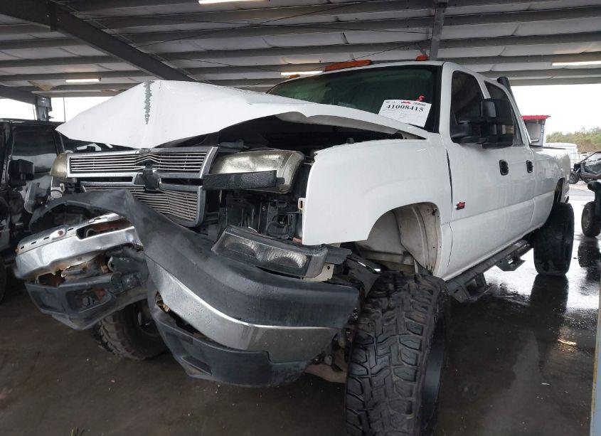 Photo 2 of 2006 Chevrolet Silverado 2500HD WORK TRUCK (VIN 1GCHC23D86F239161)