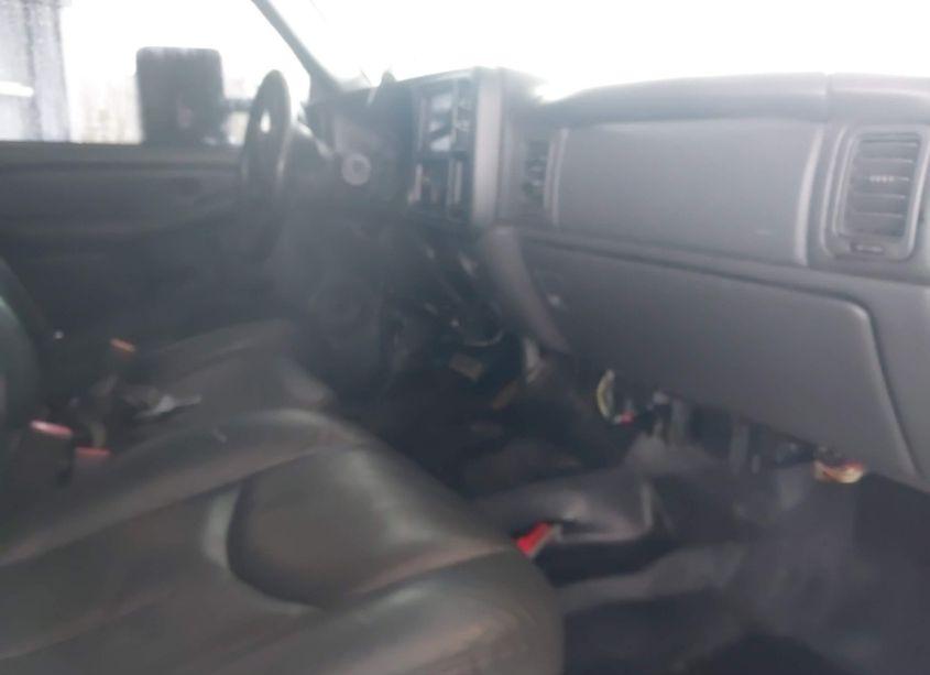 Photo 5 of 2006 Chevrolet Silverado 2500HD WORK TRUCK (VIN 1GCHC23D86F239161)