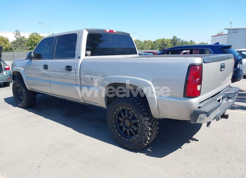 Photo 3 of 2006 Chevrolet Silverado 2500HD LT1 (VIN 1GCHC23D96F150022)