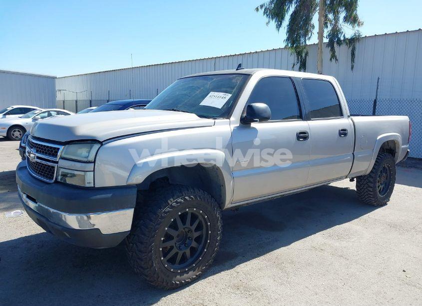 Photo 6 of 2006 Chevrolet Silverado 2500HD LT1 (VIN 1GCHC23D96F150022)
