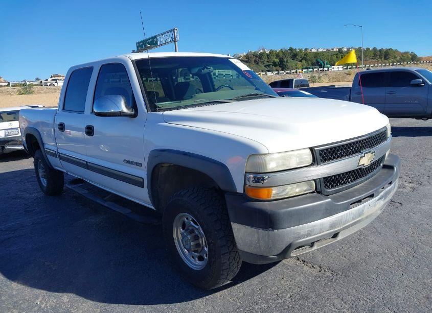 2002 Chevrolet Silverado 2500HD LS (VIN 1GCHC23G22F130893) main photo