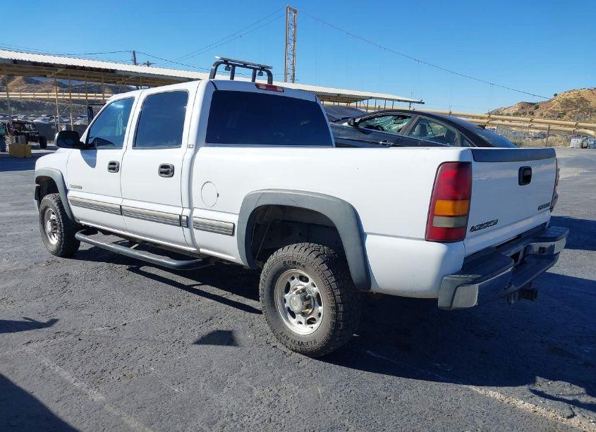 Photo 3 of 2002 Chevrolet Silverado 2500HD LS (VIN 1GCHC23G22F130893)