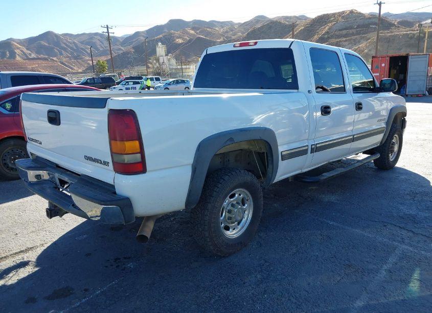 Photo 4 of 2002 Chevrolet Silverado 2500HD LS (VIN 1GCHC23G22F130893)