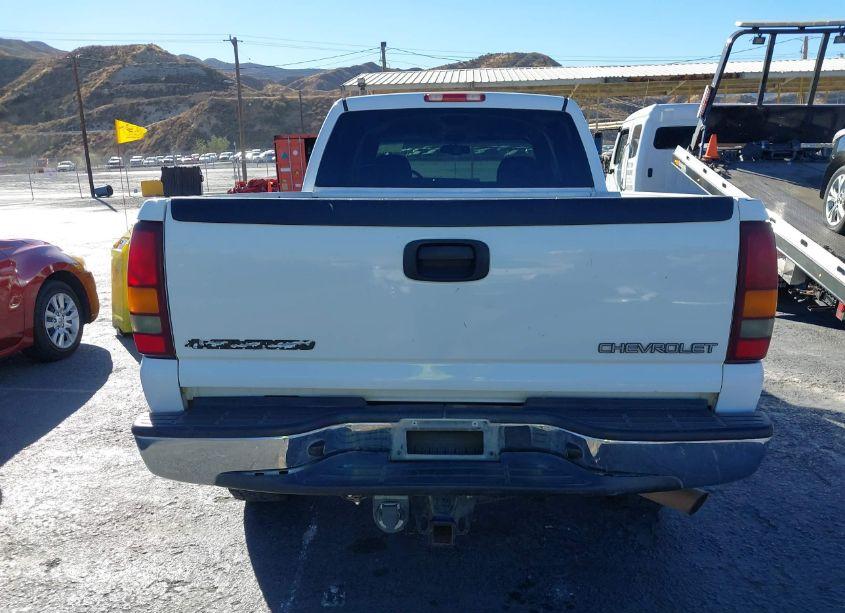 Photo 6 of 2002 Chevrolet Silverado 2500HD LS (VIN 1GCHC23G22F130893)