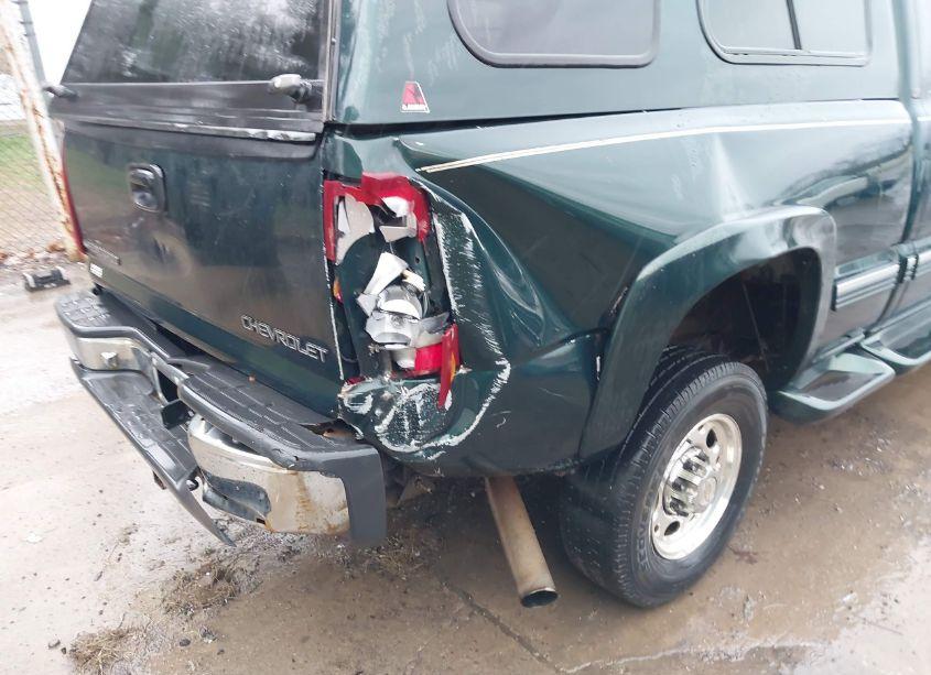 Photo 17 of 2002 Chevrolet Silverado 2500HD LT (VIN 1GCHC23G42F120267)