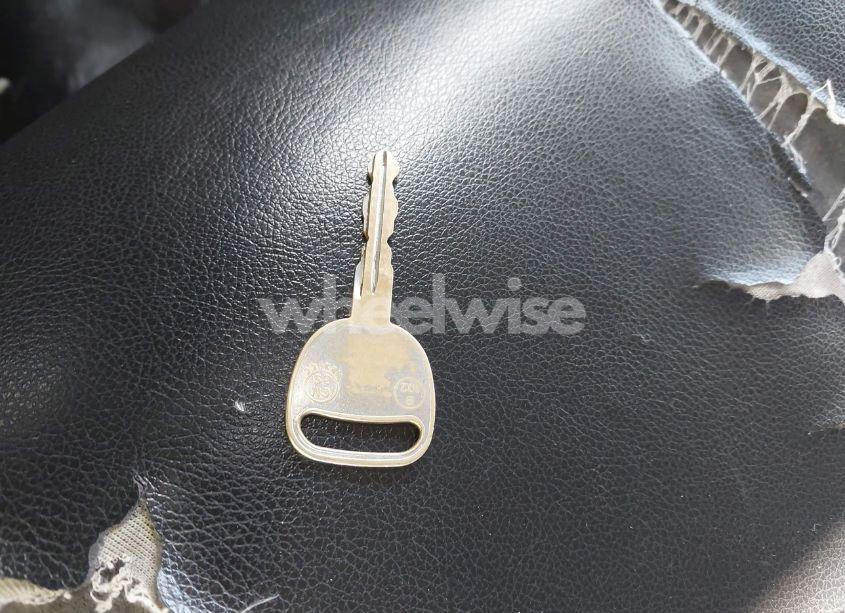 Photo 11 of 2001 Chevrolet Silverado 2500HD (VIN 1GCHC23G81F124160)