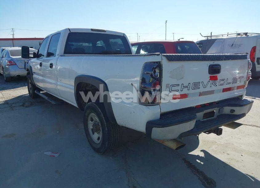 Photo 3 of 2001 Chevrolet Silverado 2500HD (VIN 1GCHC23G81F124160)