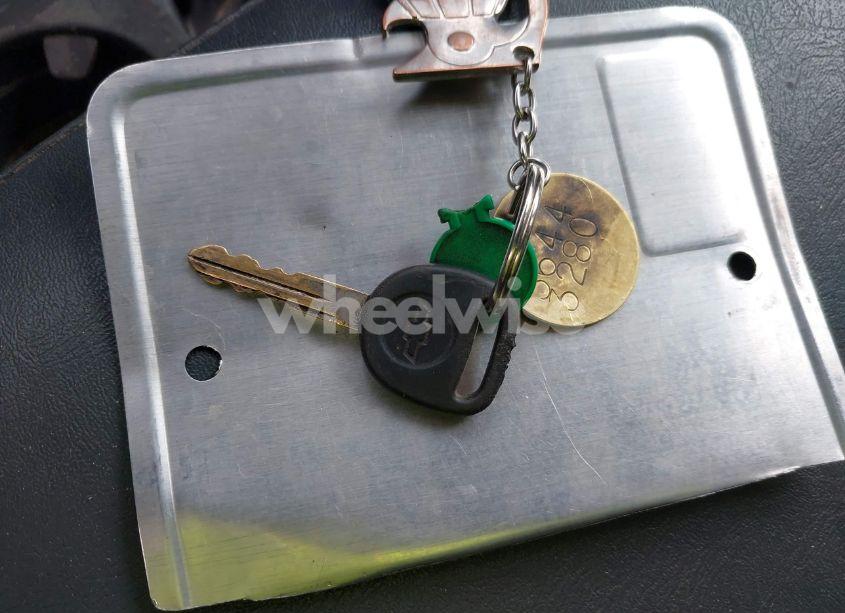 Photo 11 of 2001 Chevrolet Silverado 2500HD (VIN 1GCHC23GX1F202504)