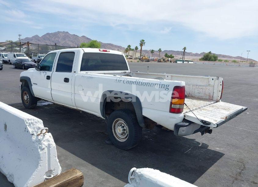 Photo 3 of 2001 Chevrolet Silverado 2500HD (VIN 1GCHC23GX1F202504)