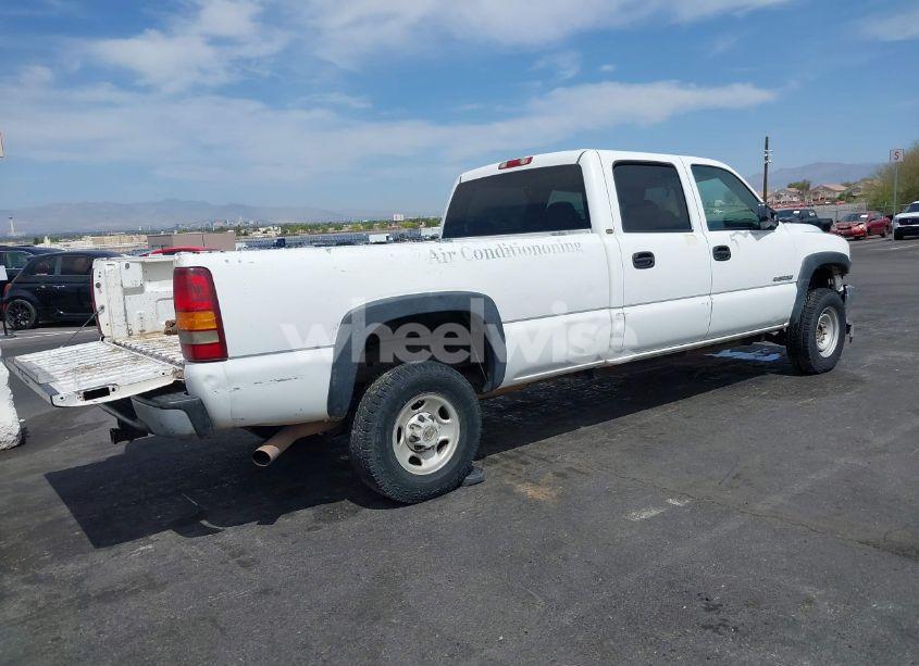 Photo 4 of 2001 Chevrolet Silverado 2500HD (VIN 1GCHC23GX1F202504)