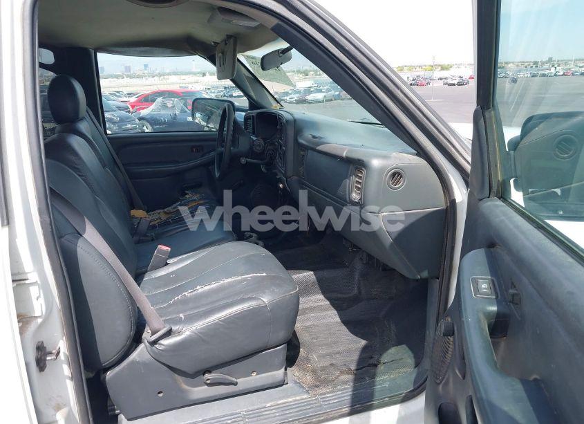 Photo 5 of 2001 Chevrolet Silverado 2500HD (VIN 1GCHC23GX1F202504)