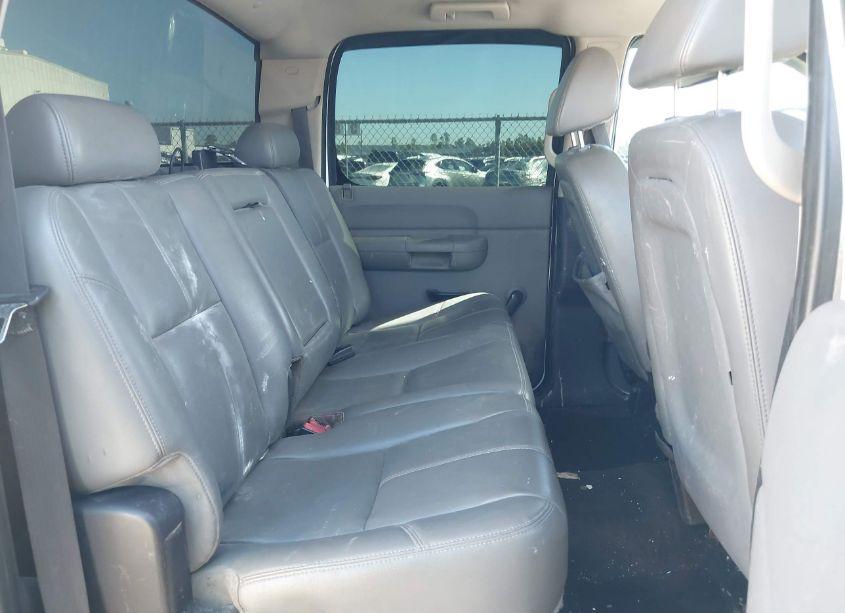 Photo 8 of 2007 Chevrolet Silverado 2500HD WORK TRUCK (VIN 1GCHC23K77F515345)